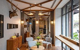 Chase Hotel